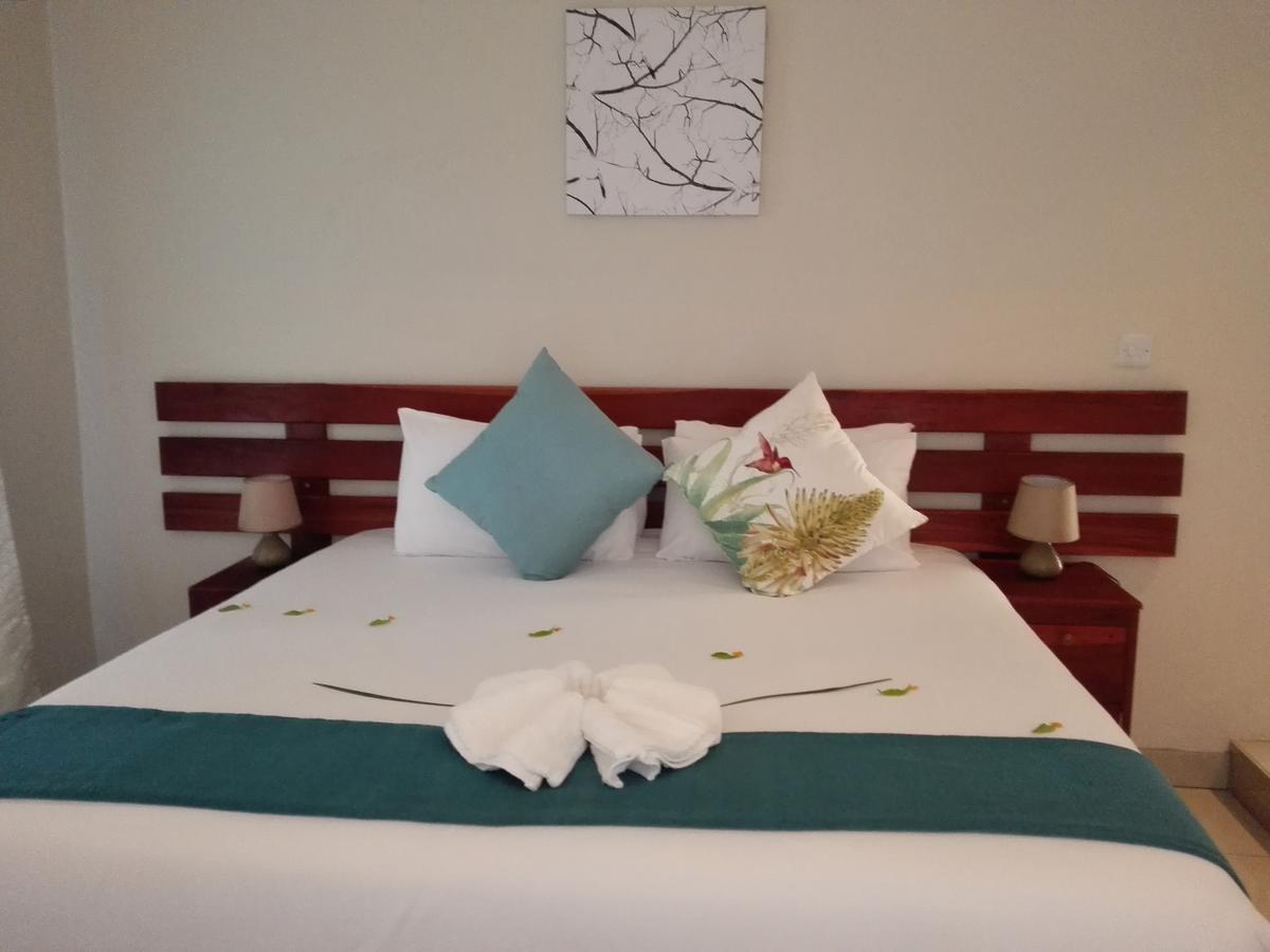 Chobe Sunset Chalets Lesoma Екстер'єр фото