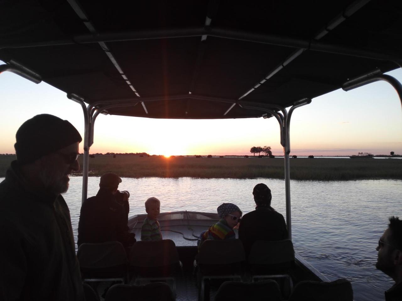 Chobe Sunset Chalets Lesoma Екстер'єр фото