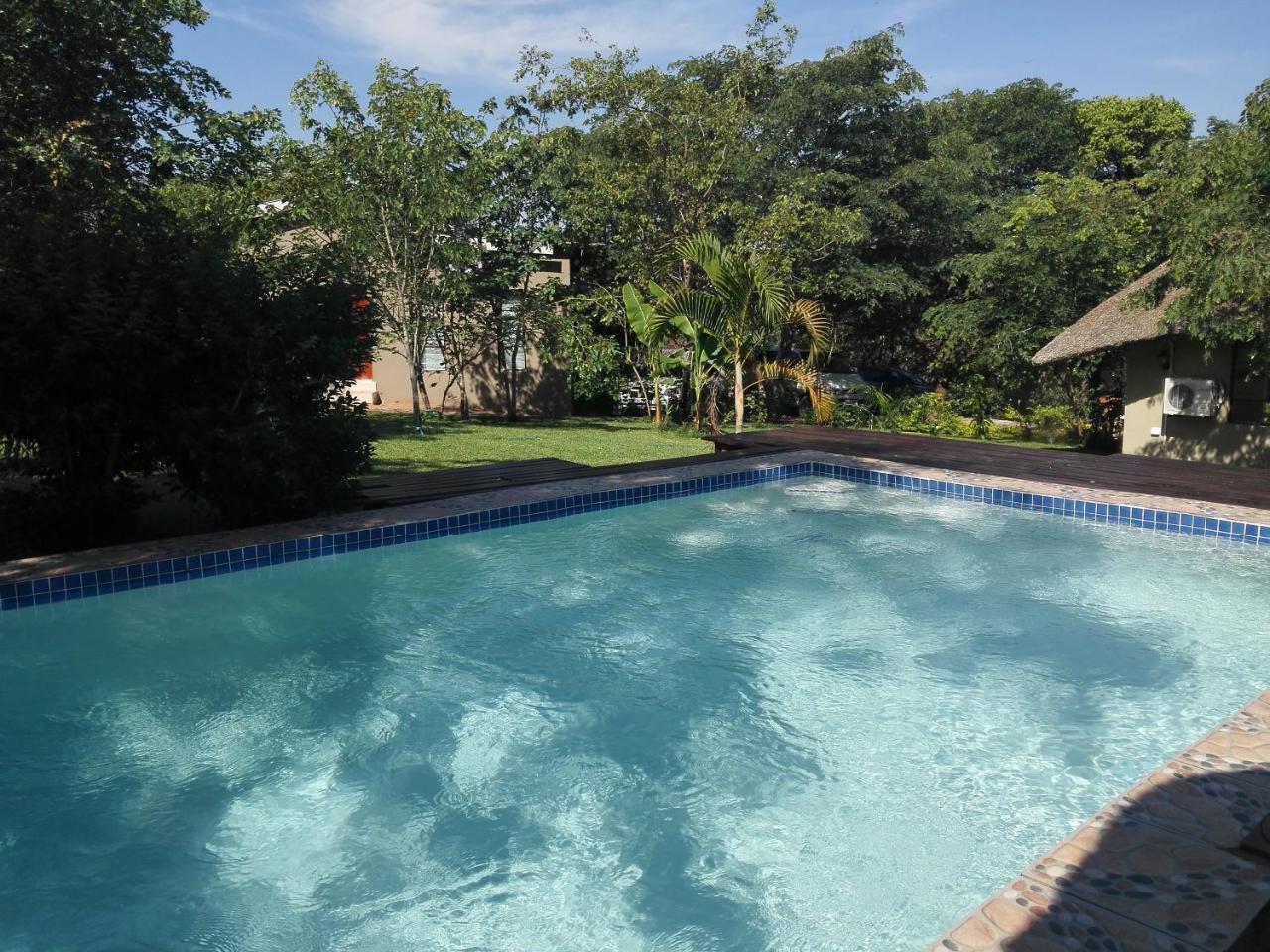 Chobe Sunset Chalets Lesoma Екстер'єр фото