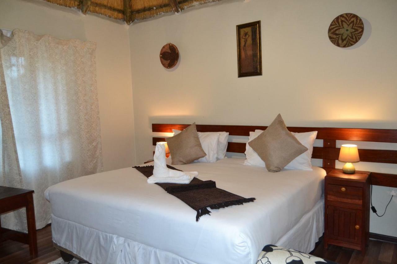 Chobe Sunset Chalets Lesoma Екстер'єр фото