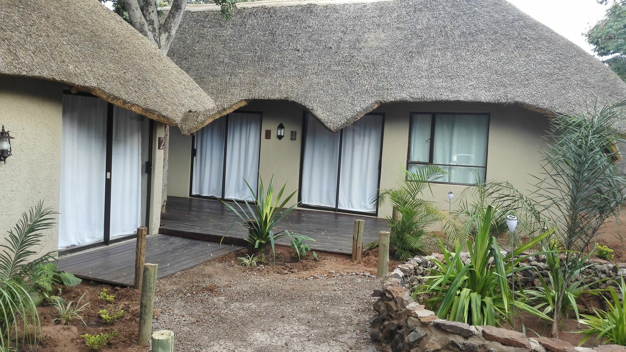 Chobe Sunset Chalets Lesoma Екстер'єр фото